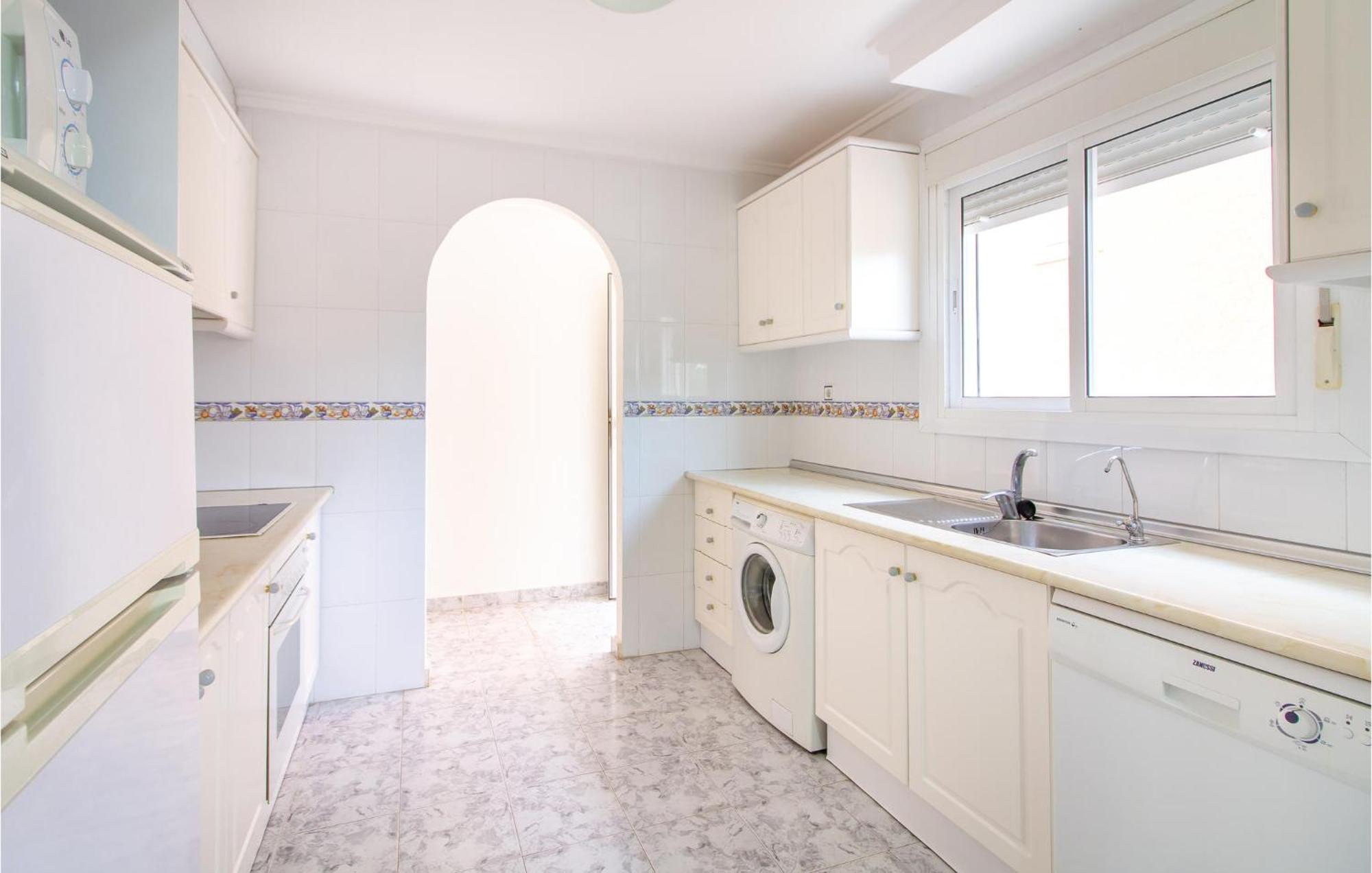 Beautiful Home In Gran Alacant With Kitchen Santa Pola Exterior foto