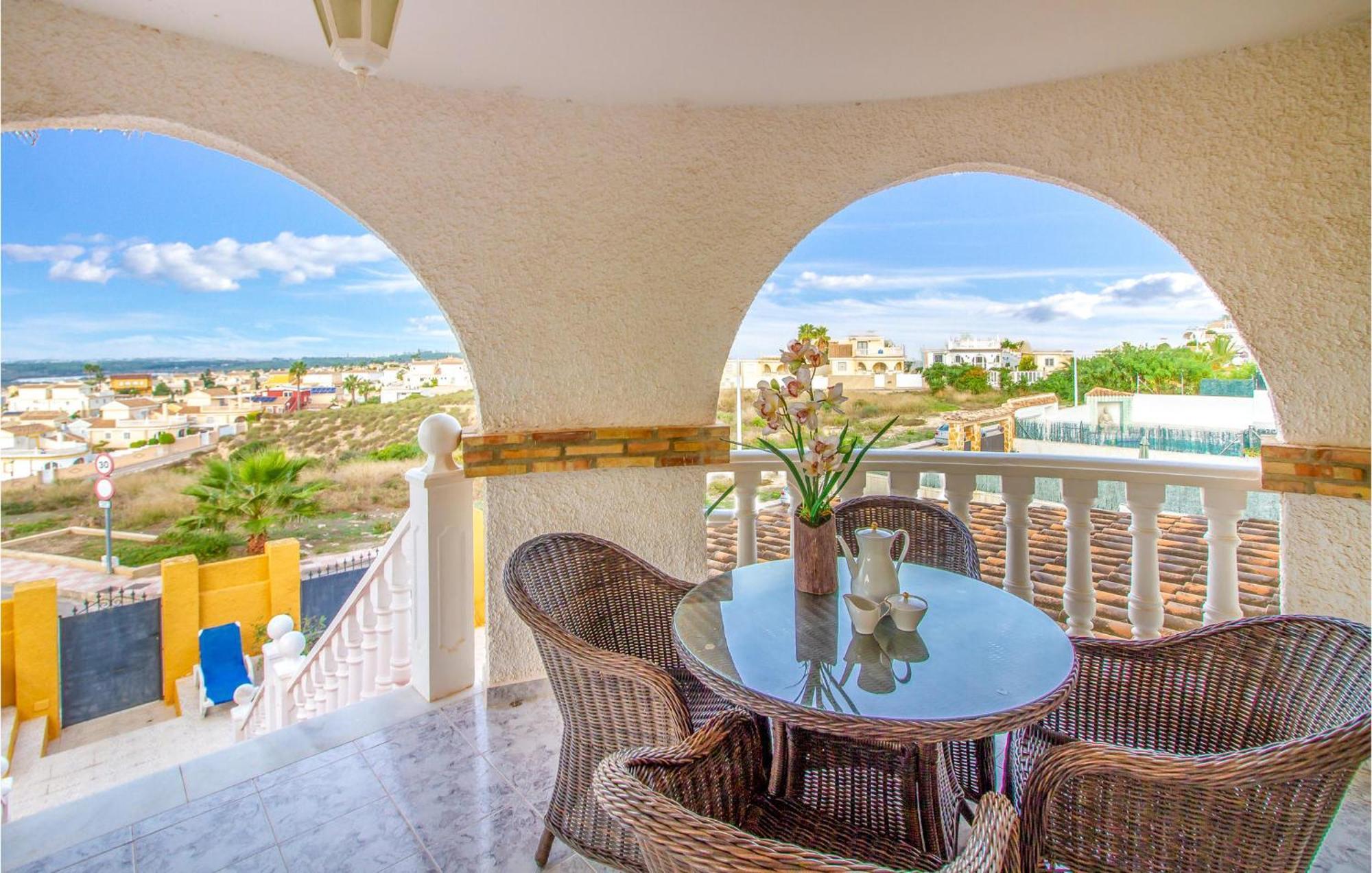 Beautiful Home In Gran Alacant With Kitchen Santa Pola Exterior foto