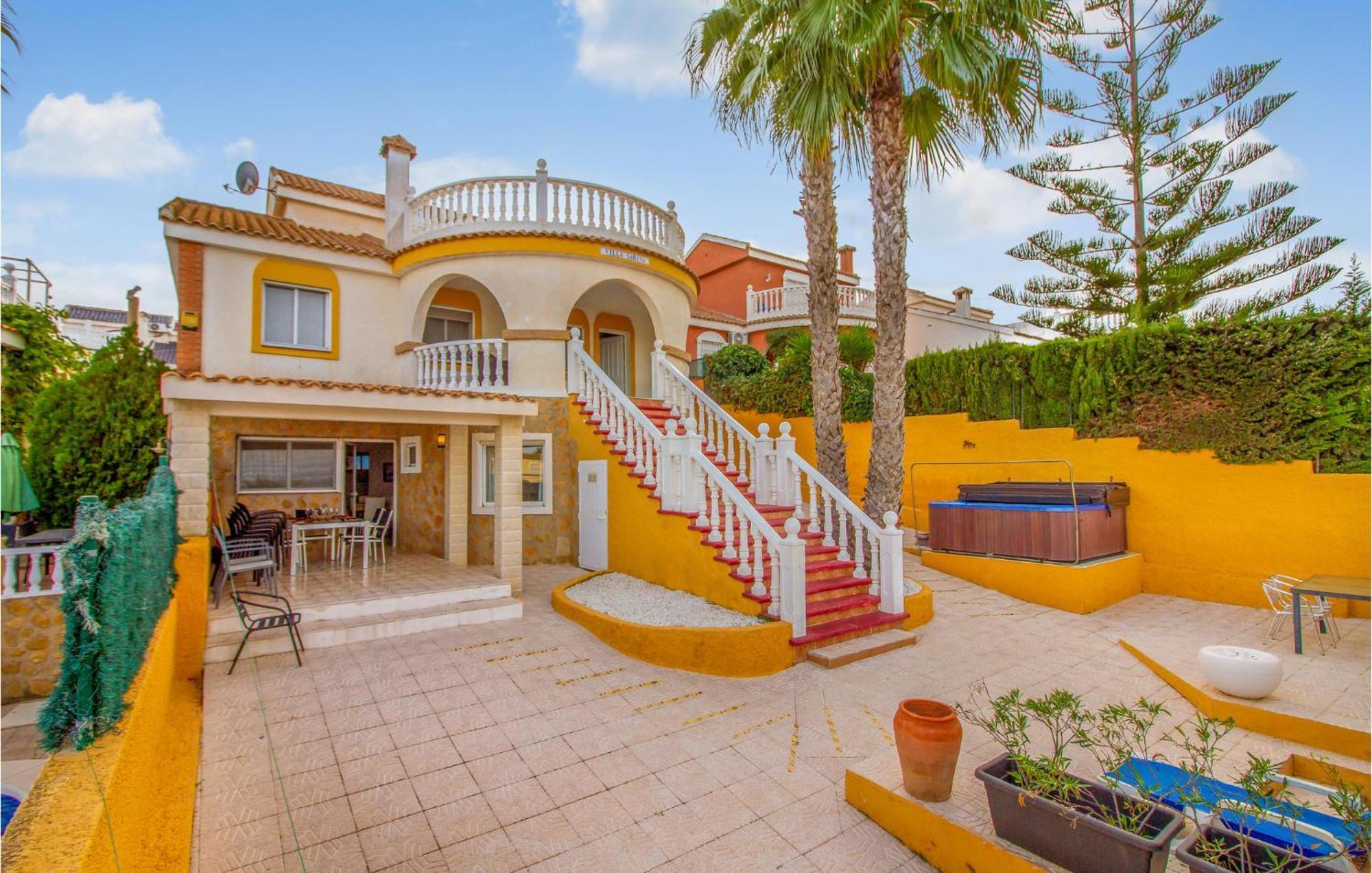 Beautiful Home In Gran Alacant With Kitchen Santa Pola Exterior foto